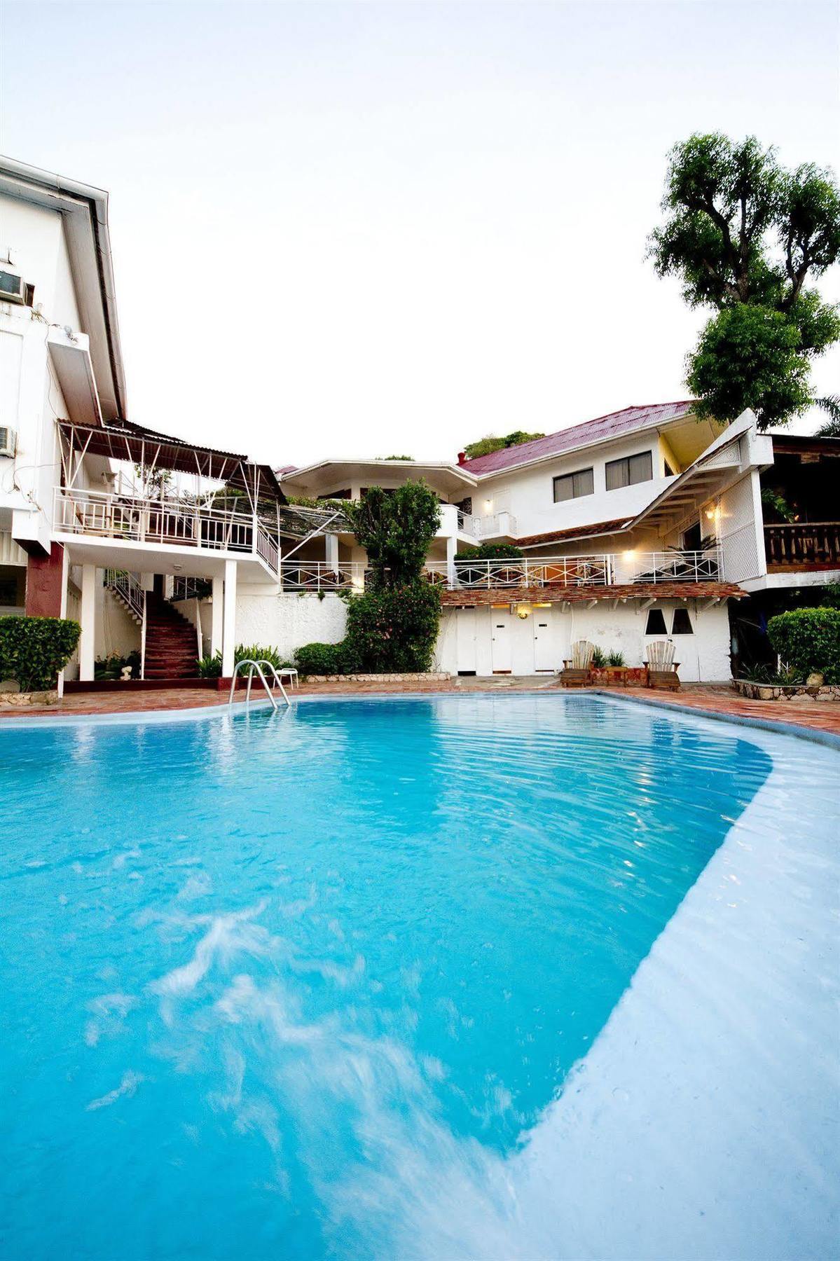 Hotel Mont Joli Cabo Haitiano Exterior foto
