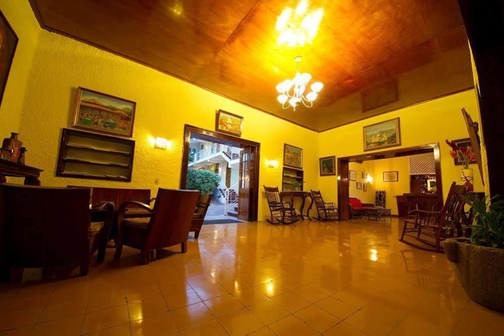 Hotel Mont Joli Cabo Haitiano Exterior foto